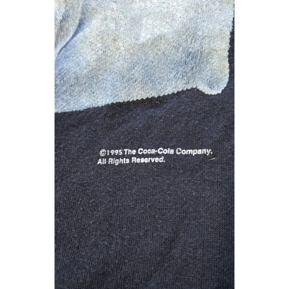 Vintage Coca-Cola Polar Bear Sweatshirt Medium Navy Crewneck 1995 90s - Picture 5 of 12